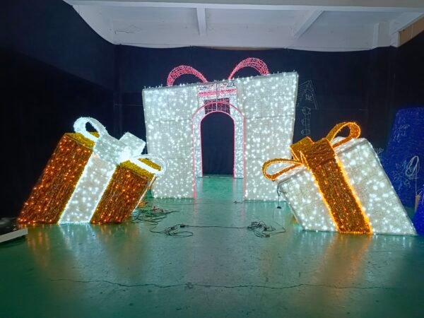 3d Led Gift Box Holiday Christmas Motif Light with Tinsel - Image 2