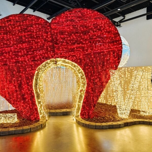 High Quality Outdoor 3D LED Heart Arch Lighting Christmas Decoration - Image 3