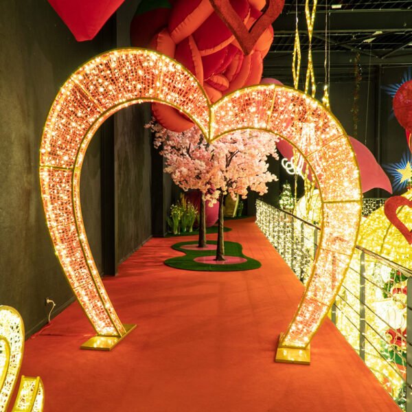 High Quality Outdoor 3D LED Heart Arch Lighting Christmas Decoration - Image 8