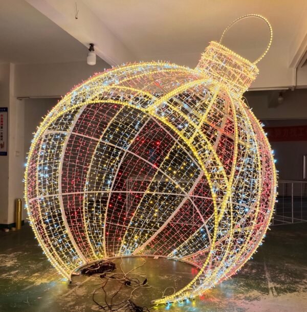 Customized Outdoor Street LED 3D Large Spheres Ornaments Lighting Christmas Ball Lights Decorations Supplies - Image 6