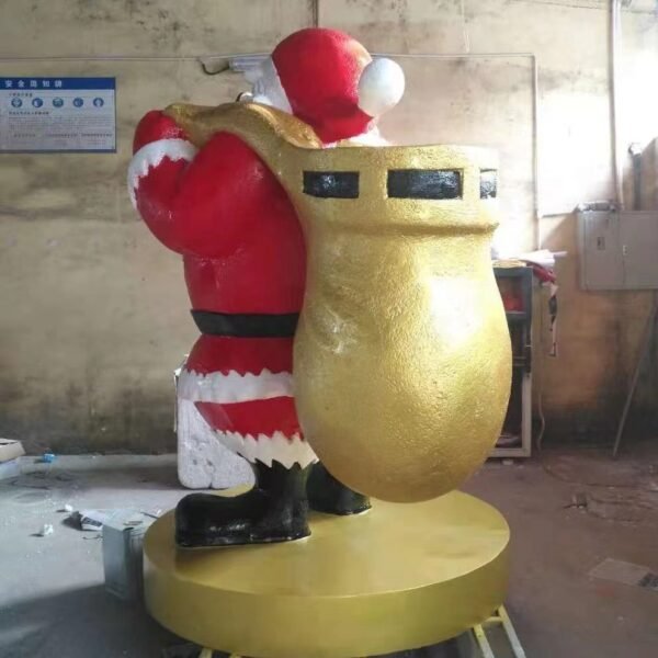 Life-Size Fiberglass Santa Claus Statue Sculpture Big Christmas Decorations for Shopping Malls - Image 4